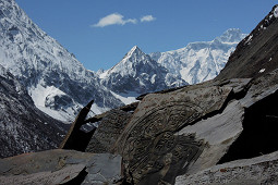 Trek kolem Manaslu a do údolí Tsum - Nepál